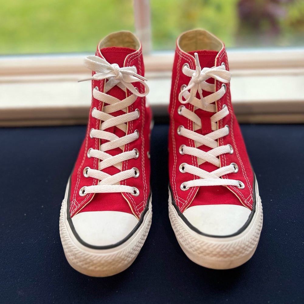 Red Converse - High Top